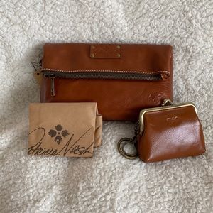 Patricia Nash NWT Valerie wristlet and matching Borse coin purse.
